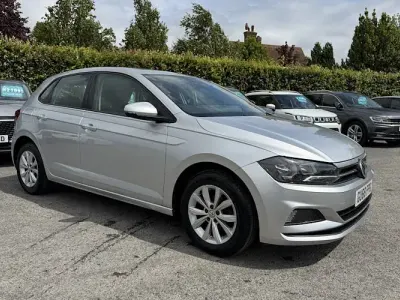 Used VW Polo SE 95 HP (69 kW) 2018 Silver Hatchback