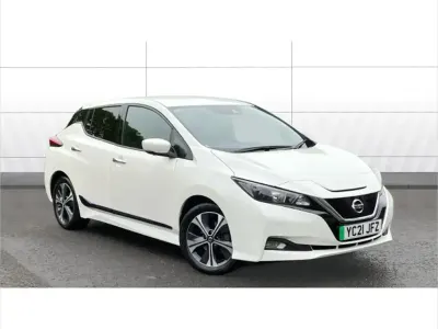 Used Nissan Leaf N-Connecta 108 kW (147 HP) 2021 White Hatchback