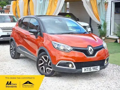 Used Renault Captur Dynamique 90 HP (66 kW) 2015 Silver SUV