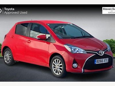 Used Toyota Yaris 99 HP (72 kW) 2016 Hatchback
