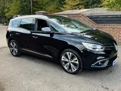 Used Renault Grand Scénic IV Dynamique 110 HP (80 kW) 2016 Black MPV