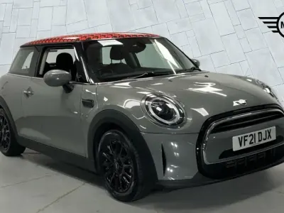 Used Mini Cooper Classic 134 HP (98 kW) 2021 Grey Hatchback