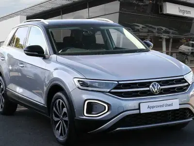 Second-hand VW T-Roc Style 110 CP (80 kW) 2024 SUV