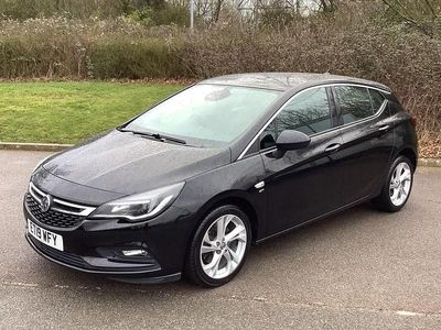 Used Vauxhall Astra SRi 136 HP (100 kW) 2019 Black Hatchback