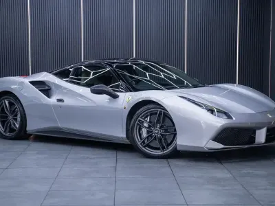 Used Ferrari 488 670 HP (492 kW) 2017 Silver Coupe