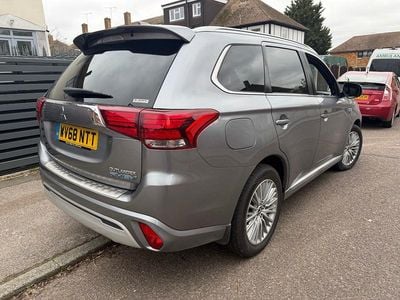 Grey Used 2018 Mitsubishi Outlander P-HEV Estate | £9,500 (Good price)