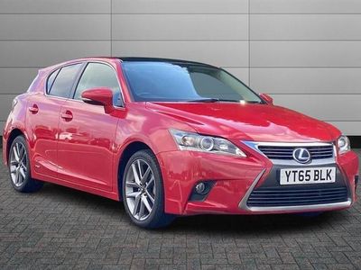 Lexus CT200h