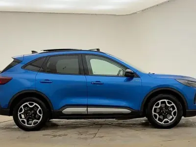 Begagnad Ford Kuga Active 183 HK (134 kW) 2025 Blå SUV