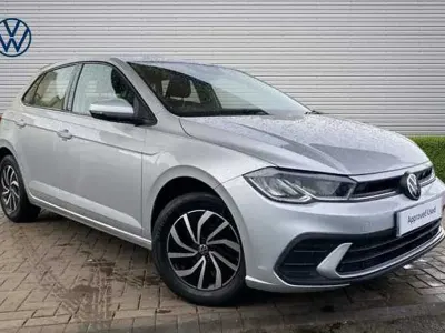 Used VW Polo Life 95 HP (69 kW) 2023 Silver Hatchback