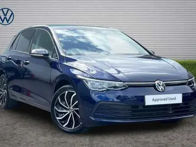 Begagnad VW Golf VIII 150 HK (110 kW) 2023