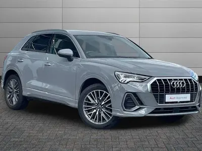Usado Audi Q3 Comfort 150 CV (110 kW) 2022 Blanco SUV
