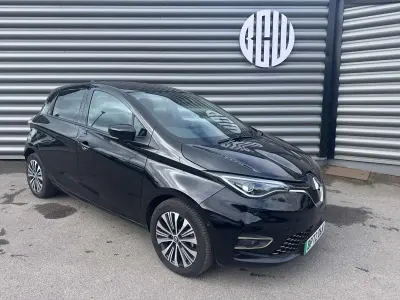 Used Renault Zoe Techno 100 kW (136 HP) 2022 Black Hatchback