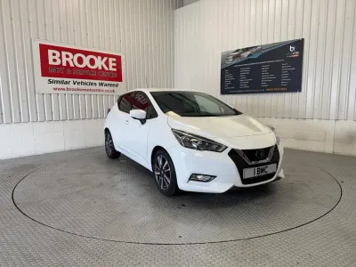 Usado Nissan Micra N-Connecta 90 HP (66 kW) 2017 Branco Citadino
