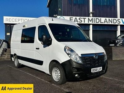 Second-hand Vauxhall Movano 130 CP (95 kW) 2019 Alb Monovolum