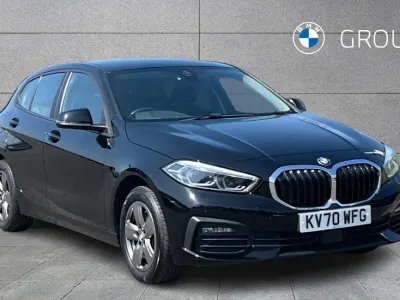 Używany BMW 118 Sport Line 140 KM (102 kW) 2020 Czarny Hatchback