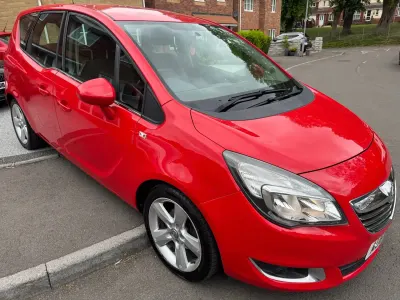 Używany Vauxhall Meriva 98 KM (72 kW) 2014 Czerwony Minivan