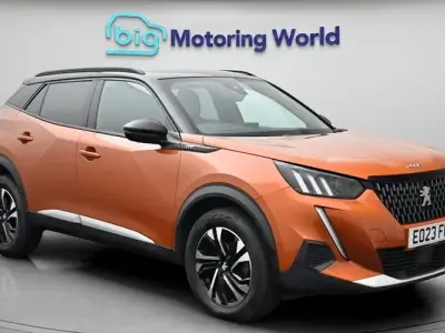 Second-hand Peugeot 2008 GT 131 CP (96 kW) 2023 Portocaliu SUV