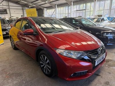 Begagnad Honda Civic SR 120 HK (88 kW) 2014 Röd Halvkombi