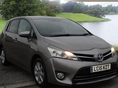 Bronze Used 2015 Toyota Verso Multidrive S MPV | £9,000 (Fair price)
