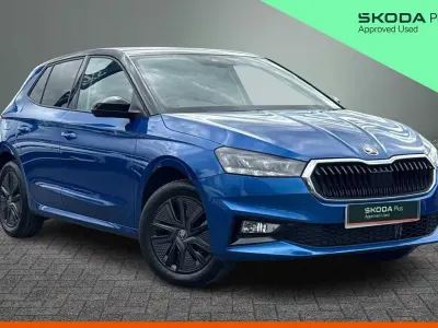 Used Skoda Fabia Design Edition 85 HP (62 kW) 2025 Race blue metallic black magic pearl effect Hatchback