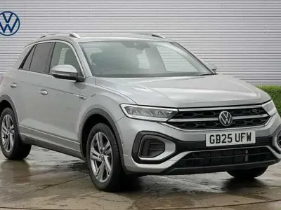 Używany VW T-Roc R-line 150 KM (110 kW) 2025 Srebrny SUV