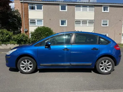 Używany Citroën C4 2009 Niebieski Hatchback
