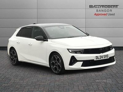 Used Vauxhall Astra Ultimate 130 HP (95 kW) 2024 White Hatchback