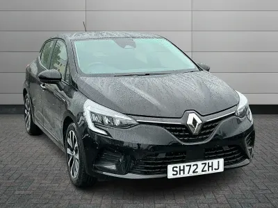 Used Renault Clio Evolution 90 HP (66 kW) 2023 Diamond black  Hatchback