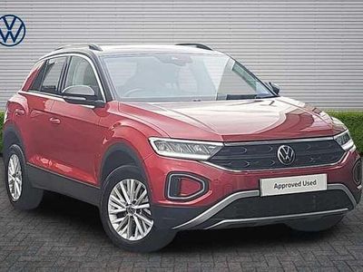Used VW T-Roc Life 150 HP (110 kW) 2023 Kings red SUV