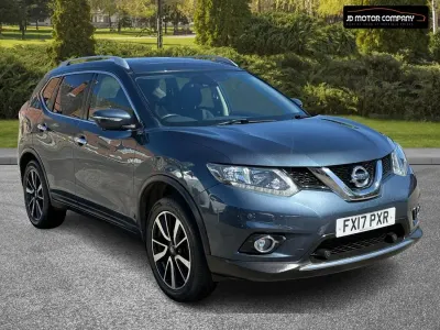 Used Nissan X-Trail N-Vision 130 HP (95 kW) 2017 Blue SUV