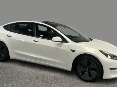 Used Tesla Model 3 Long Range AWD 258 kW (351 HP) 2021 White Sedan