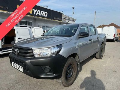 Used Toyota HiLux Active 150 HP (110 kW) 2020 Silver Pickup