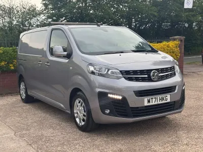 Used Vauxhall Vivaro Sportive 120 HP (88 kW) 2021 Grey MPV