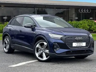 Novo Audi Q4 e-tron Black Edition 210 kW (286 HP) 2026 Azul SUV