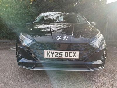 New Hyundai i20 Premium 90 HP (66 kW) 2025 Phantom black Hatchback