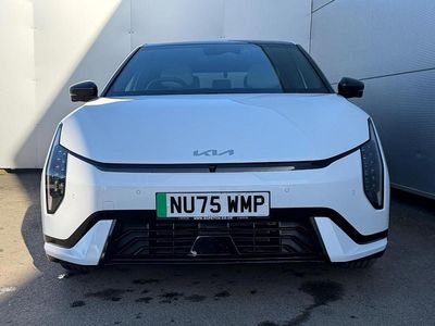 Used Kia EV4 GT-Line S 147 kW (201 HP) 2025 White Hatchback