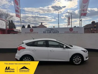 Usado Ford Focus Titanium 120 HP (88 kW) 2015 Branco Citadino