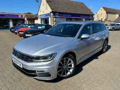 Used VW Passat R-line 150 HP (110 kW) 2018 Silver Estate