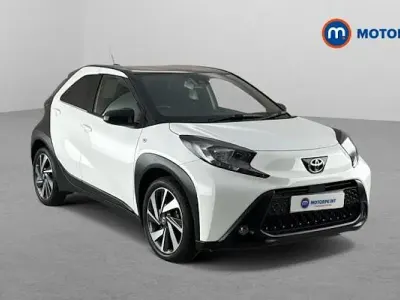 Used Toyota Aygo X 72 HP (52 kW) 2024 White SUV