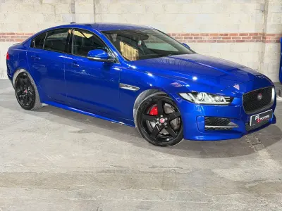 Used Jaguar XE R-Sport 180 HP (132 kW) 2016 Blue Sedan
