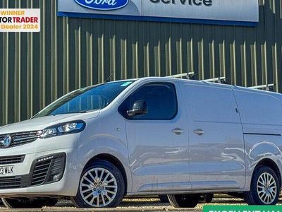 Used Vauxhall Vivaro 101 HP (74 kW) 2023 White MPV