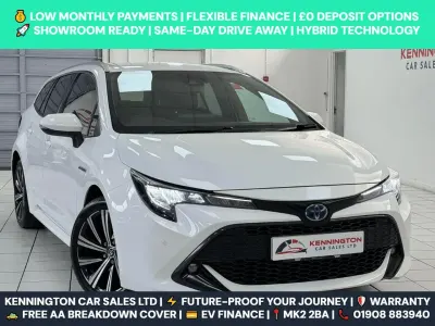 Usado Toyota Corolla Design 184 CV (135 kW) 2021 Blanco Familiar