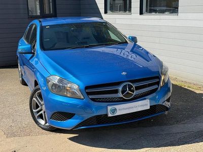 Used Mercedes A180 2014 Blue Hatchback