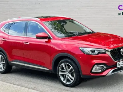 Used MG HS Exclusive 162 HP (119 kW) 2022 Red SUV