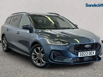 Usado Ford Focus ST-Line 155 CV (114 kW) 2023 Azul Familiar