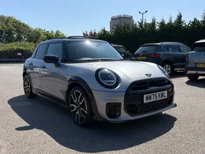 Used Mini Cooper Hatch 113 kW (154 HP) 2025 Silver Hatchback