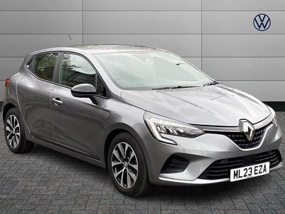 Used Renault Clio V Evolution 88 HP (64 kW) 2023 Grey Hatchback