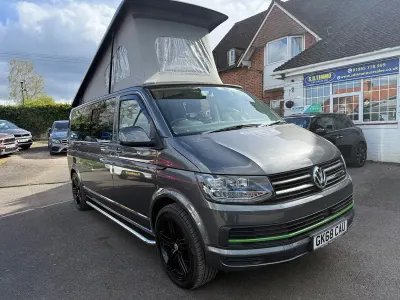 Begagnad VW Transporter Startline 2018 Grå Van