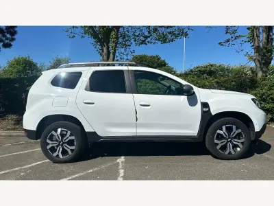 Second-hand Dacia Duster Journey 2023 Alb SUV
