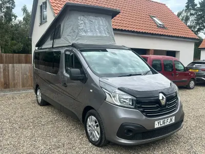 Used Renault Trafic 2016 Grey MPV